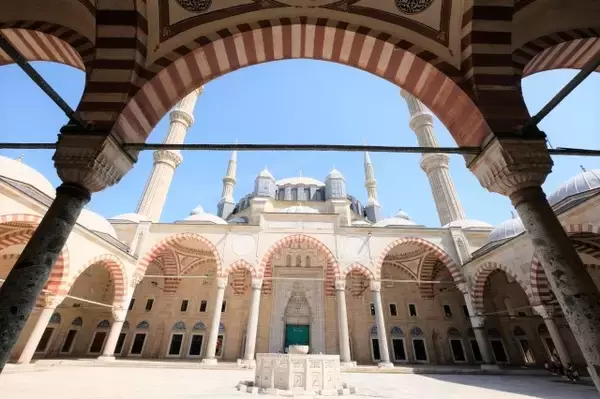 「世界遺産のモスクに会いに！トルコ北西部の古都エディルネを旅した旅行記」の画像