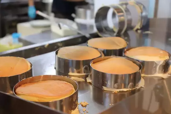 「あの「熱海プリン」がなんと“食堂”に!?「ドライブイン 熱海プリン食堂」がオープン！」の画像