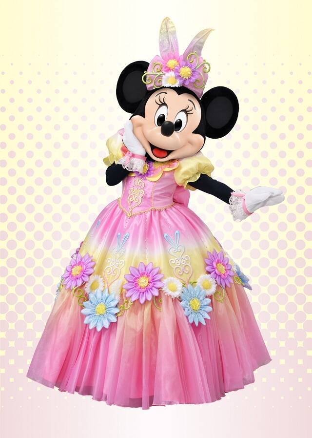 お気に入りはどっち？「ミニーのファッションコレクション」最終投票スタート