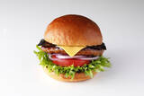「健康的に美味しく食べる！ホテルニューオータニの「大豆ミートバーガー」」の画像3
