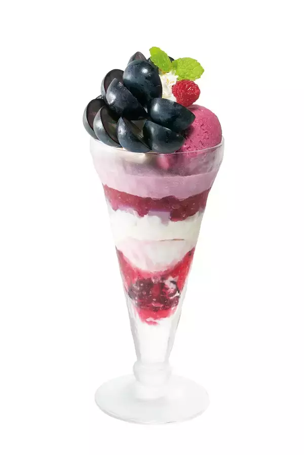 「丸ごと美味しい！シャインマスカットとナガノパープルのデザート【デニーズ】」の画像