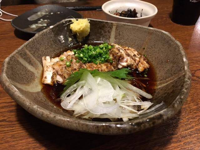 炭火で豪快に焼いたコリコリで美味しい宮崎地鶏が食べられる「ぐんけい隠蔵」