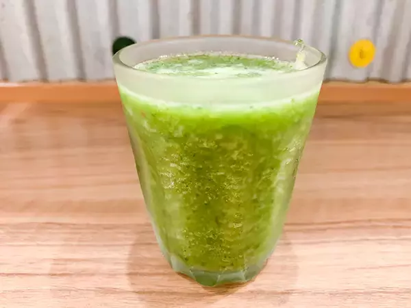 「【外国人に人気のラーメン屋を調査！vol.4】ミシュランにも載った「ソラノイロ・NIPPON」のベジラーメンを実食ルポ（東京駅）」の画像