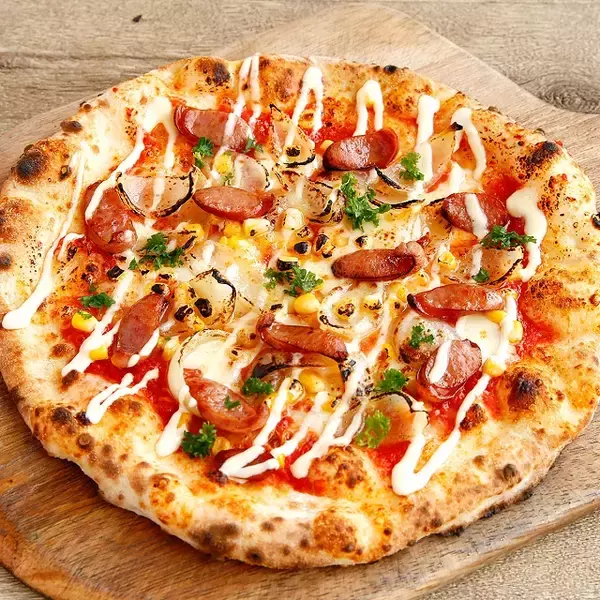 「秋鮭とキノコのピッツァに秋刀魚のパスタ！秋の味覚と淡路島の食材を楽しもう」の画像