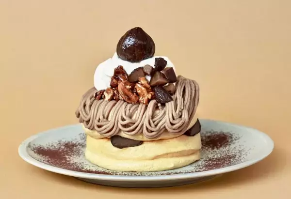 「パンケーキでおなじみ「FLIPPER’S」から秋の味覚”マロン”を使った新作スイーツ登場」の画像