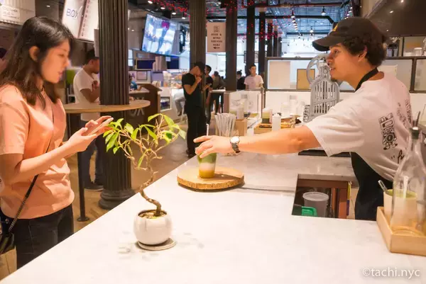 「【NY現地取材】チャイナタウンがお洒落に変化！キャナルストリートマーケットで何食べる？＜フード編＞」の画像