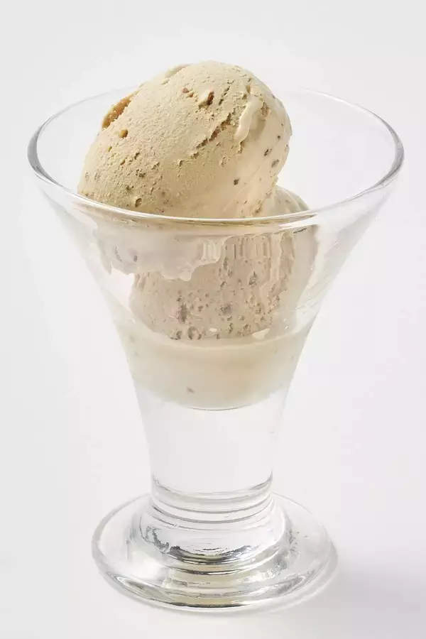 「“にっこり梨”をのせた王冠パフェ！ジョナサンで梨と栗のスイーツフェア開催」の画像