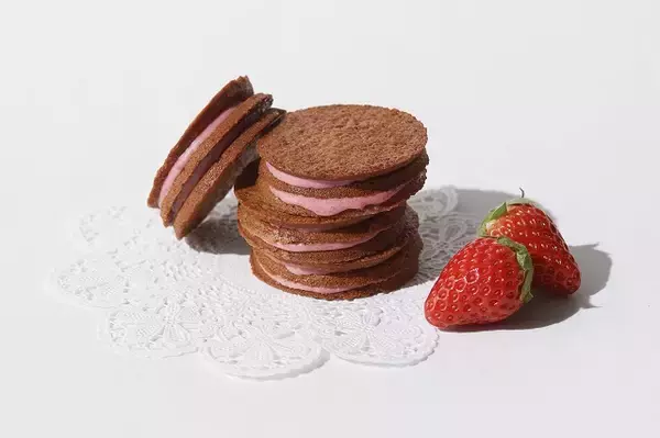 「大福にケーキも！いちごスイーツ専門店「Berry UP!」表参道にオープン」の画像