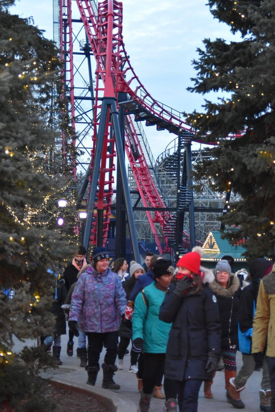 まだ間に合う 絶叫マシンで有名なカナダ最大の遊園地に現れる大人気クリスマスイベントを現地ルポ 19年12月日 エキサイトニュース 3 5