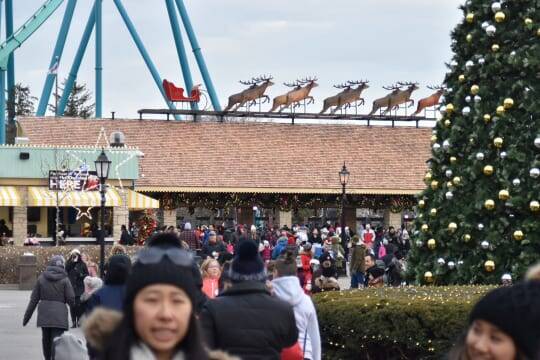 まだ間に合う 絶叫マシンで有名なカナダ最大の遊園地に現れる大人気クリスマスイベントを現地ルポ 19年12月日 エキサイトニュース