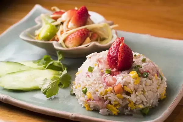 「いちご炒飯！？ありそうでなかった新感覚「いちご料理」を食べつくせ！」の画像