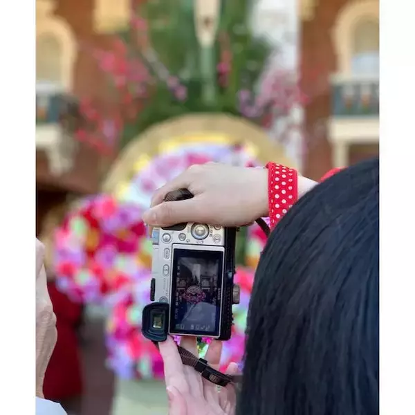 「ミッキー＆ミニーが2020年の抱負を発表！？お正月限定のプログラムと限定グッズを編集部が調査してきた」の画像