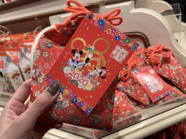 ミッキー＆ミニーが2020年の抱負を発表！？お正月限定のプログラムと限定グッズを編集部が調査してきた