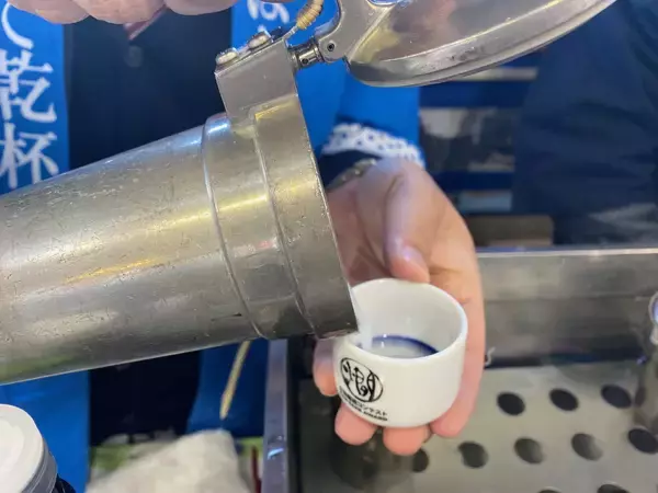 「両国駅の幻のホームでこたつに入りながら“熱燗”と“おでん”を堪能！」の画像