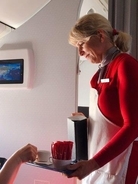 乗った瞬間からウィーン！機内食が美味しい「オーストリア航空（成田発→ウィーン OS52便）プレミアムエコノミークラス」搭乗ルポ