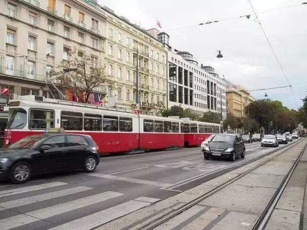 「ウィーンの交通機関が乗り放題！特典いっぱいの「ヴィエナ・シティ・カード」が超お得【オーストリア】」の画像