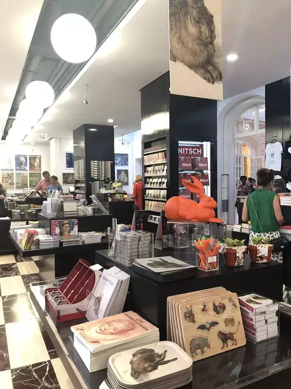 「名画がズラリと並ぶ！ウィーンの「アルベルティーナ美術館」が想像以上に素晴らしかった【オーストリア】」の画像