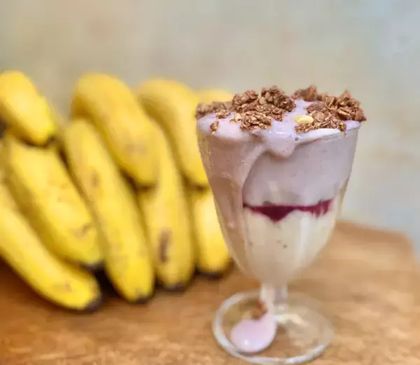 「バナナの濃さとミルクが選べる！新感覚のバナナジュース専門店「バナナウーマン」」の画像