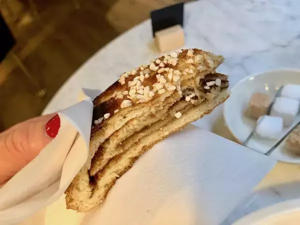 「シナモンロールが絶品！フィンランド発「カフェ・アアルト京都店」に行ってみた【京都】」の画像