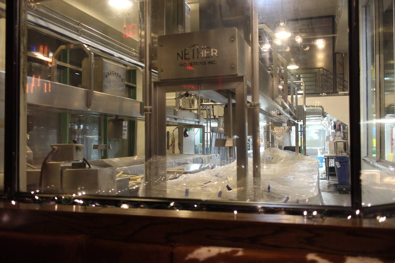 製造工場も構えた手作りチーズの専門店と本格的ワインバー【ニューヨーク】