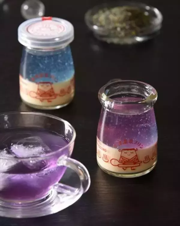 「草津温泉プリンから、色の変化が楽しい「夜の湯畑プリン」が登場」の画像