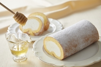 川越プリンスホテルから自然の恵み「野々山養蜂園の天然はちみつロールケーキ」発売