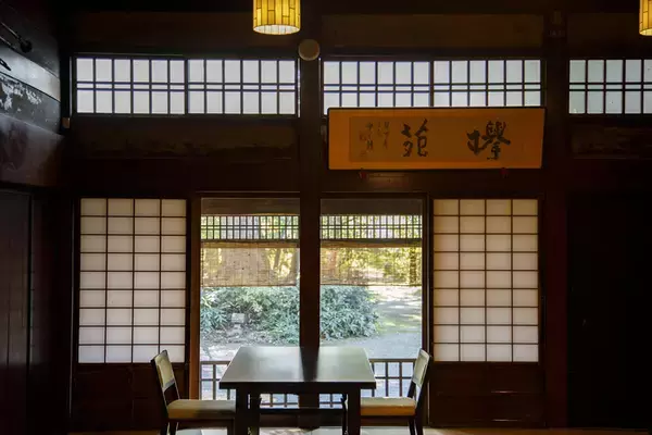 【新潟の美味】樹齢1500年のけやきに抱かれる屋敷で味わう田舎のご馳走｜たったひとつを叶える旅＜１０６＞