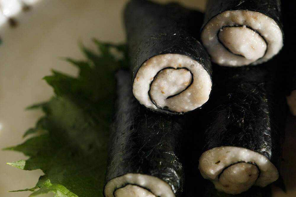 【新潟の美味】樹齢1500年のけやきに抱かれる屋敷で味わう田舎のご馳走｜たったひとつを叶える旅＜１０６＞