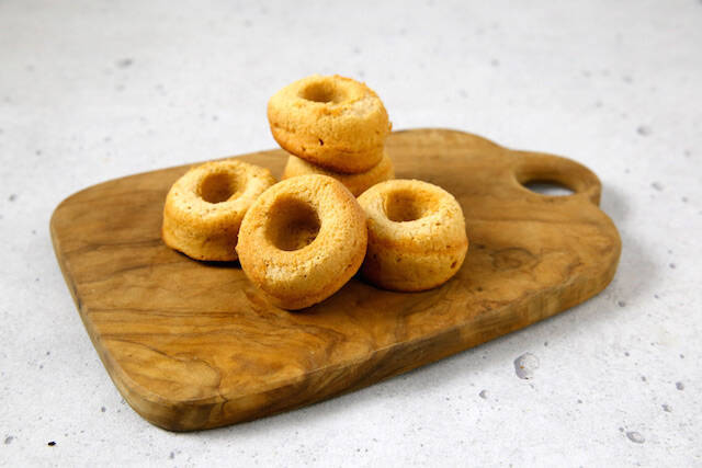 「THE ALLEY」が中崎町「カラーズ」とコラボ！気になる限定パンをチェック