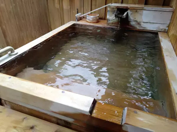 「６つの源泉、１４種類のお風呂を楽しめる！江戸時代創業の宿「古久屋」【渋温泉】」の画像