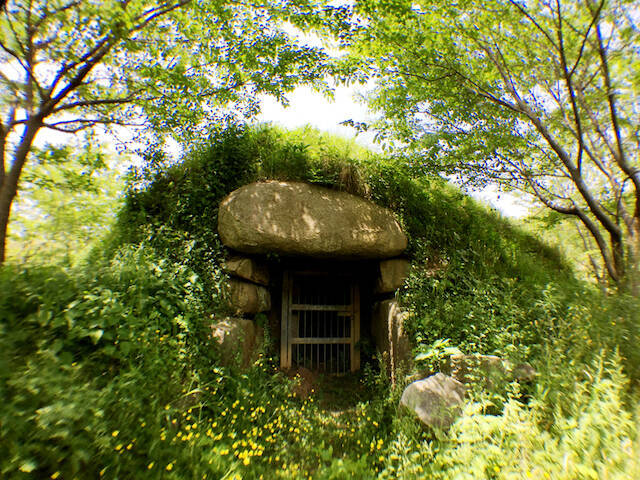 日本列島ゆるゆる古墳ハント（３）福岡県北九州市の「雨窪古墳」と資さんうどん