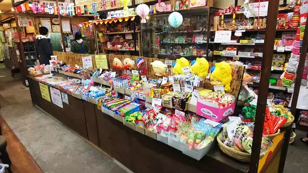 「いながきの駄菓子屋探訪（８）新潟県新潟市秋葉区「にいつ駄菓子の駅」」の画像