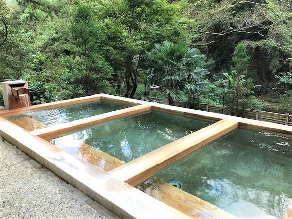 １５の湯船が連なる露天風呂で温泉三昧 山中温泉 湯畑の宿 花つばき 石川 加賀市 年10月23日 エキサイトニュース