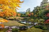 「【京都】名勝庭園の紅葉を眺めながらカフェを楽しめる！「無鄰菴」で至福のひととき」の画像1