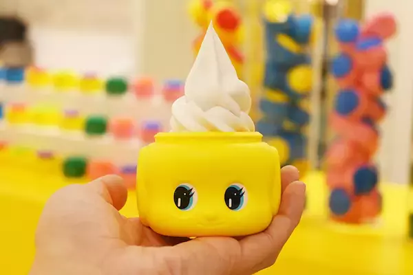 キュートな容器に胸躍る！どうぶつのり「フエキくん」が限定スイーツに
