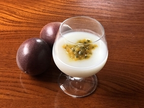 発酵ドリンク「ミキ」、パパイヤ入り胡麻ラー油、カゴ・・・奄美大島のマストバイ土産