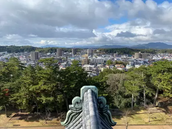 「期間限定！松江の冬の風物詩「かに小屋」でカニの食べ比べを楽しむ旅【島根県】」の画像