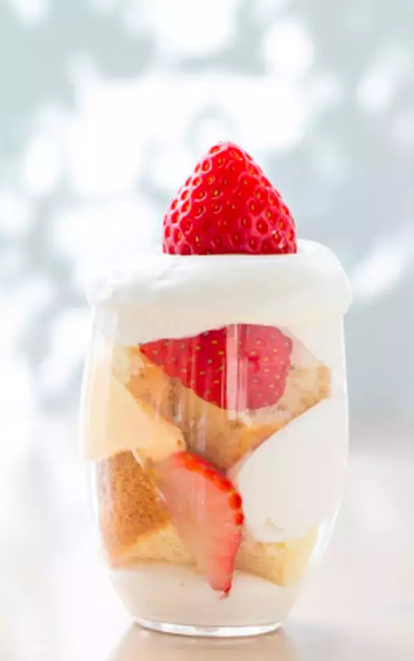 「人気のスイーツが今年はいちご1.5倍に！「たまご専門店 TAMAGOYA」」の画像