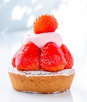 人気のスイーツが今年はいちご1.5倍に！「たまご専門店 TAMAGOYA」