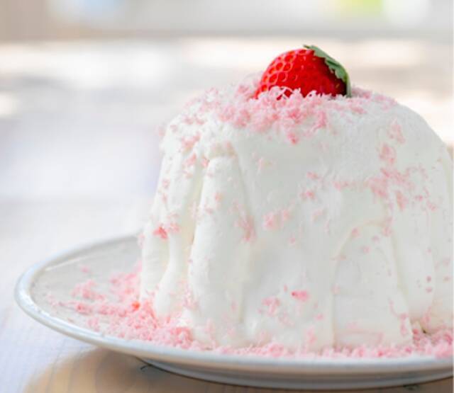 人気のスイーツが今年はいちご1.5倍に！「たまご専門店 TAMAGOYA」