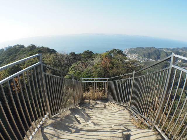 絶景と秘湯に出会う山旅（２０）南房総の“ラピュタの城”鋸山と海の湯宿・花しぶき【千葉県】