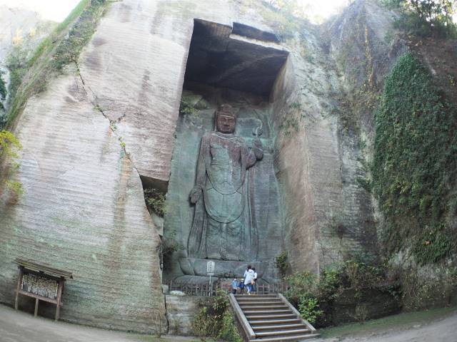 絶景と秘湯に出会う山旅（２０）南房総の“ラピュタの城”鋸山と海の湯宿・花しぶき【千葉県】