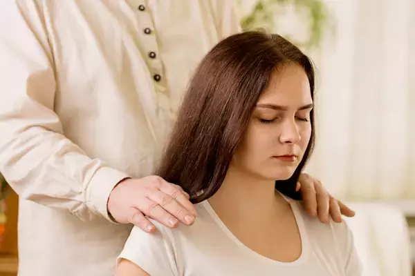 「薬草で恋の成就や呪いの魔法も！「魔女文化」が残るフランス・ブルターニュ地方」の画像