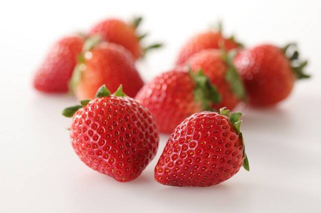 いちご食べ放題がパワーアップ！「ブランドいちご食べくらべ」スイパラで開催