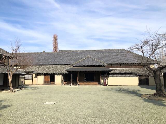 【特集】人気インスタグラマーが伝授！“映える”観光写真を撮るテクニック１「横長の建物は“左右対称“に」