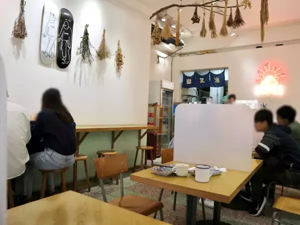 「【台湾】ボリュームたっぷりの炭焼きトーストサンドが大人気！台北・西門町「山文治」」の画像