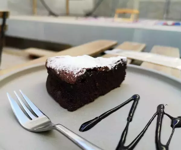 「熊本地震を乗り越え、人と未来をつなぐ公園のようなカフェ「OMOKEN PARK」 【熊本市上通】」の画像