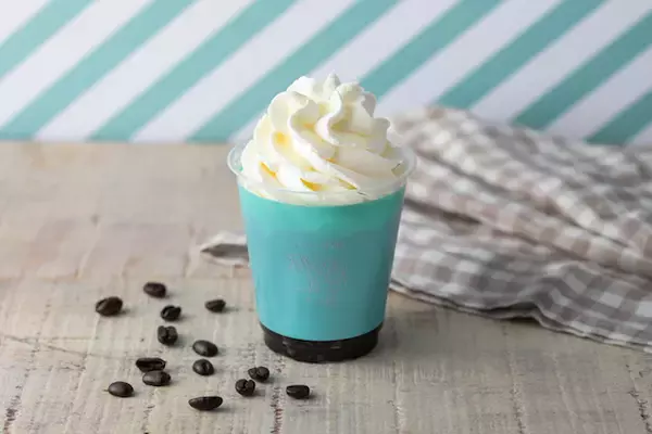 「ブランド初！「生クリーム専門店 milk」に贅沢すぎる“生クリームパン”が新登場」の画像
