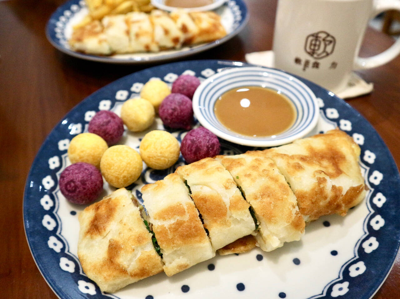 【台湾】蛋餅にカラフルサツマイモボール！台北の朝食ブランチ店「軟食力」