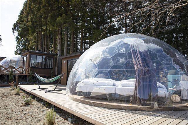 小学校の廃校をリノベーション！千葉県に「高滝湖グランピングリゾート」オープン！